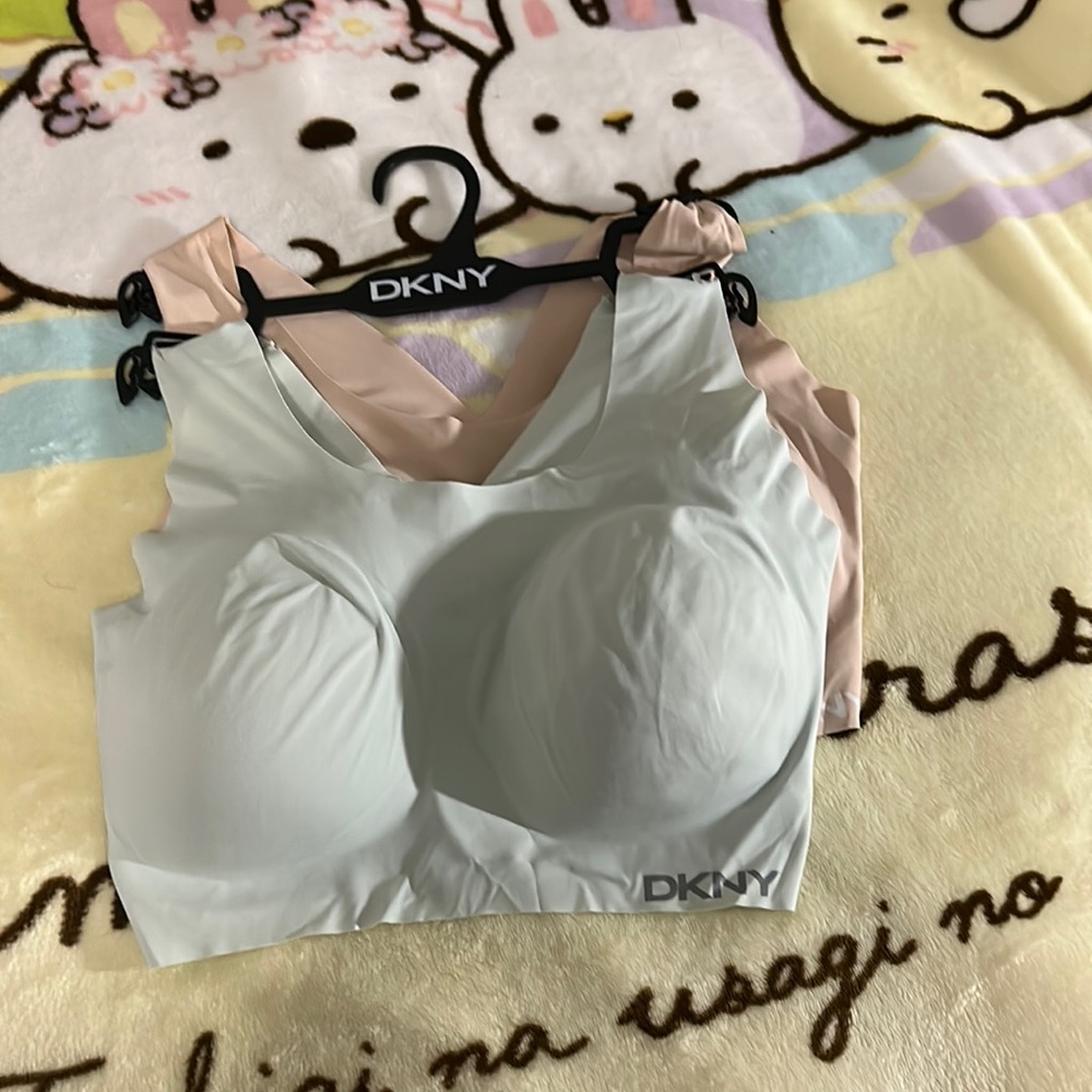 COPY - DKNY free wire bra! Do you want to feeling ? Try it ! Your good choice !